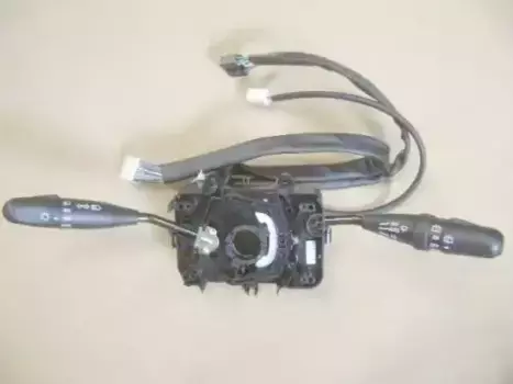 Переключатель подрулевой GREAT WALL 3774600-K18-B1