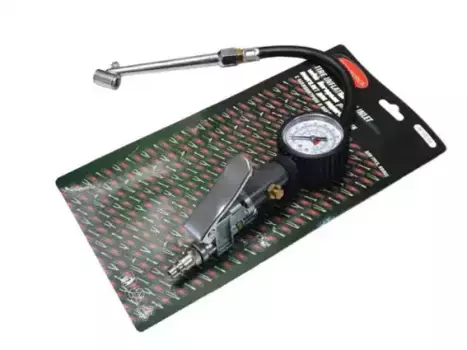 пистолет для подкачки шин! с манометром и наконечником для груз. колес 0-15bar\ RF-STG-04 ROCK FORCE