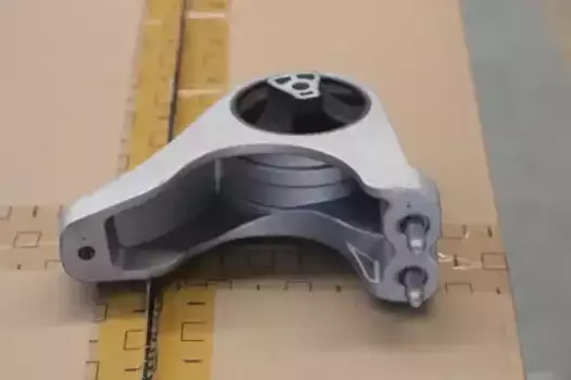 Подушка крепления двигателя GEELY 1077005400