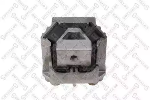 Подушка крепления двигателя STELLOX 81-02833-SX