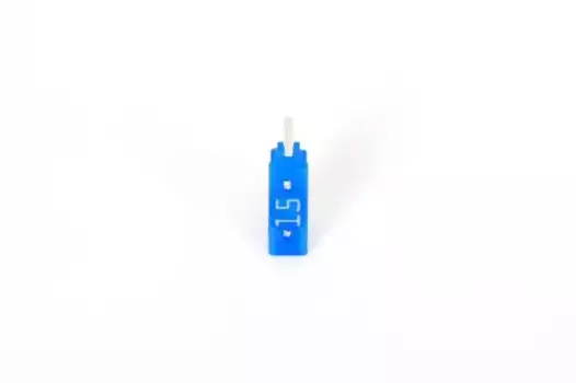 предохранитель!\ LOW PROF MINI мини низко-профильный 15A синий 1 987 529 047 BOSCH