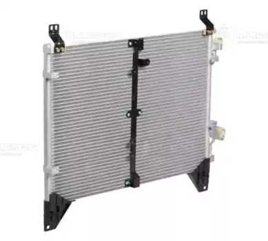 Радиатор кондиционера (конденсатор) LUZAR LRAC 1752