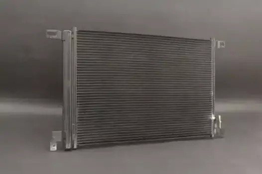 Радиатор кондиционера (конденсатор) TERMAL 1040685