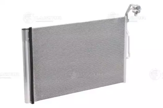 Радиатор кондиционера (конденсатор) LUZAR LRAC 1858