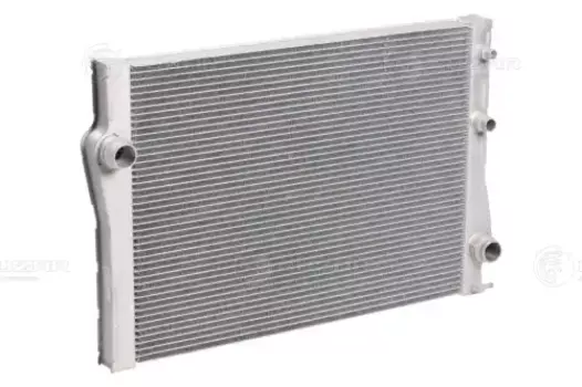 Радиатор системы охлаждения двигателя LUZAR LRC 26194