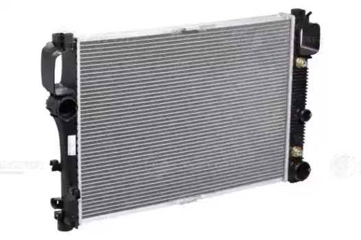 Радиатор системы охлаждения двигателя LUZAR LRC 15121