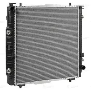 Радиатор системы охлаждения двигателя LUZAR LRC 1515