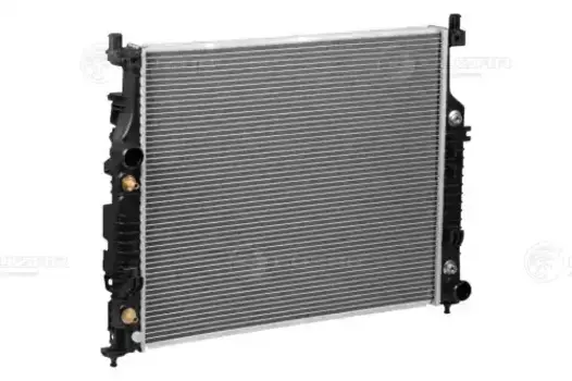 Радиатор системы охлаждения двигателя LUZAR LRC 15164