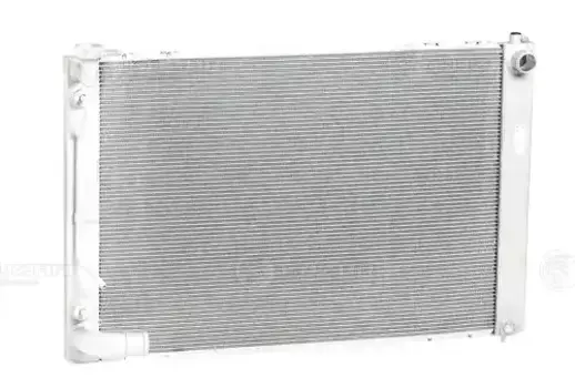 Радиатор системы охлаждения двигателя LUZAR LRC 1929