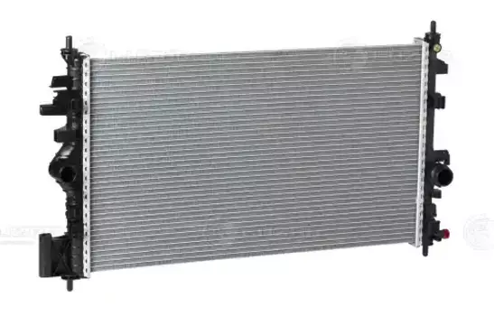 Радиатор системы охлаждения двигателя LUZAR LRC 2126