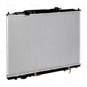 Радиатор системы охлаждения двигателя LUZAR LRC 2318