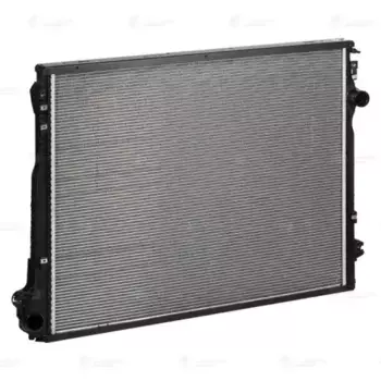 Радиатор системы охлаждения двигателя LUZAR LRC 2811