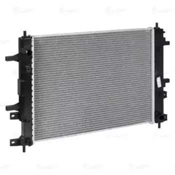 Радиатор системы охлаждения двигателя LUZAR LRC 3048