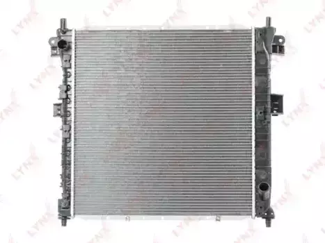 Радиатор системы охлаждения двигателя LYNXAUTO RB-1117