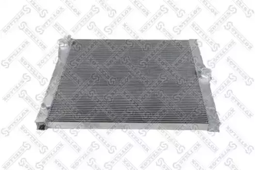 Радиатор системы охлаждения двигателя STELLOX 10-26822-SX