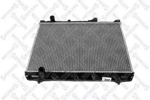 Радиатор системы охлаждения двигателя STELLOX 10-26877-SX