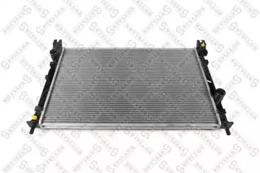 Радиатор системы охлаждения двигателя STELLOX 10-26890-SX