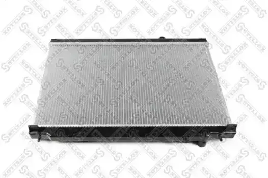 Радиатор системы охлаждения двигателя STELLOX 10-26893-SX