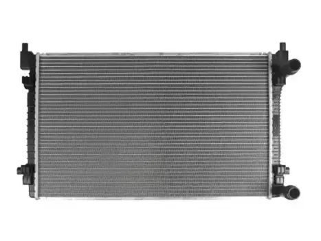 Радиатор системы охлаждения двигателя STELLOX 10-26953-SX