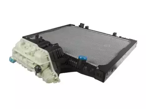 Радиатор системы охлаждения двигателя STELLOX 81-03315-SX