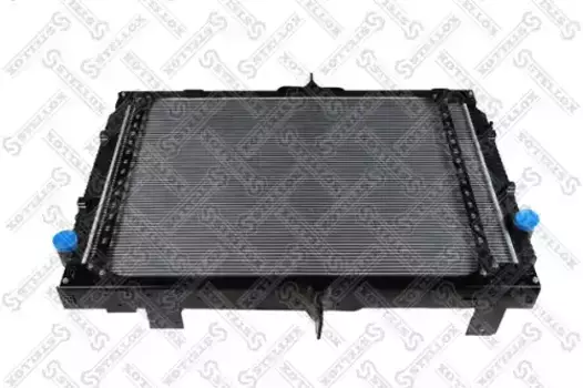 Радиатор системы охлаждения двигателя STELLOX 81-03379-SX