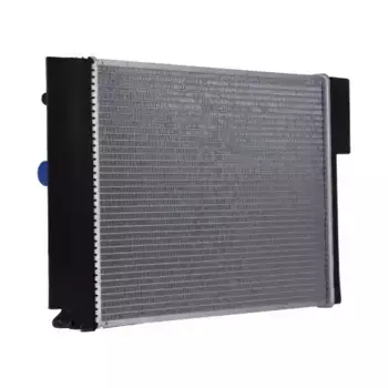 Радиатор системы охлаждения двигателя ZENTPARTS Z20215