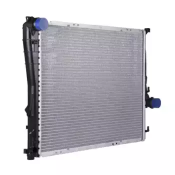 Радиатор системы охлаждения двигателя ZENTPARTS Z20236