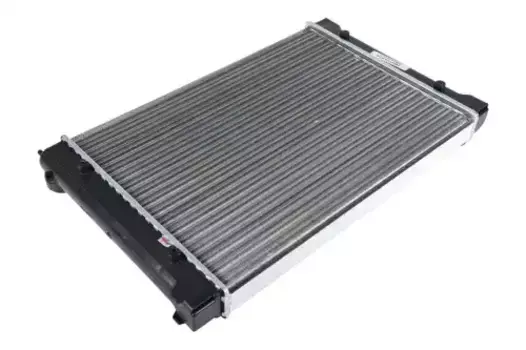 Радиатор системы охлаждения двигателя ZENTPARTS Z20245