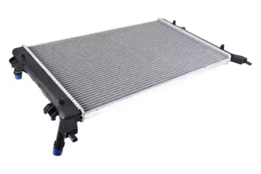 Радиатор системы охлаждения двигателя ZENTPARTS Z20305