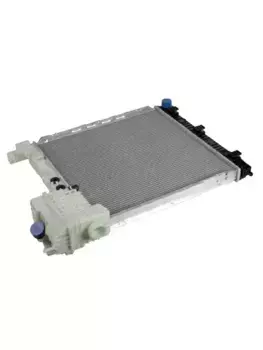 Радиатор системы охлаждения двигателя ZENTPARTS Z20390