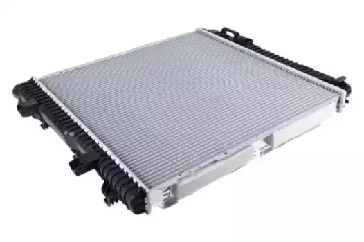 Радиатор системы охлаждения двигателя ZENTPARTS Z20546