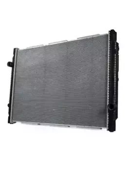 Радиатор системы охлаждения двигателя ZENTPARTS Z20556