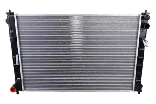 Радиатор системы охлаждения двигателя ZENTPARTS Z20735
