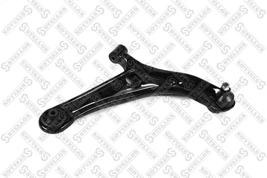 Рычаг подвески STELLOX 57-03743-SX справа нижний Toyota Yaris all 99>