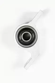 Сайлентблок с кронштейном (гидравлический), левый JRR0509 JUST DRIVE