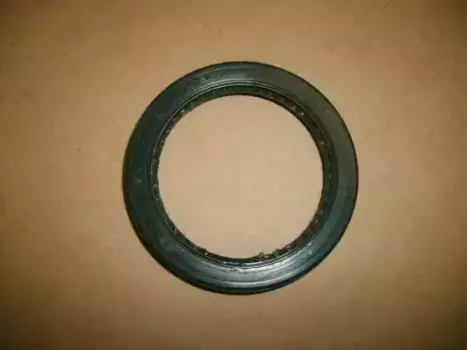 САЛЬНИК ПОЛУОСИ ЗАДНЕГО МОСТА ВНУТРЕННИЙ (56X74X9) 2400020-P00 GREAT WALL