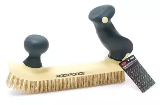 щетка по металлу! двуручная в пласт. корпусе с прорез. рукоятками (медь, 5x32ряда)\ RF-340126429 ROCK FORCE