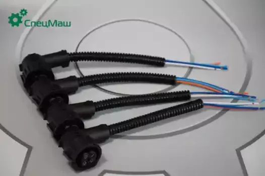 штекер !байонетный угловой (на 4 провода) \МАЗ 1845-967325-4 СПЕЦМАШ