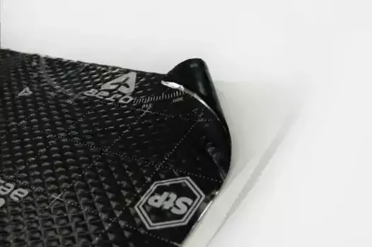 шумоизоляция! вибродемпфирующий материал Aero plus 0,75x0,47м.\