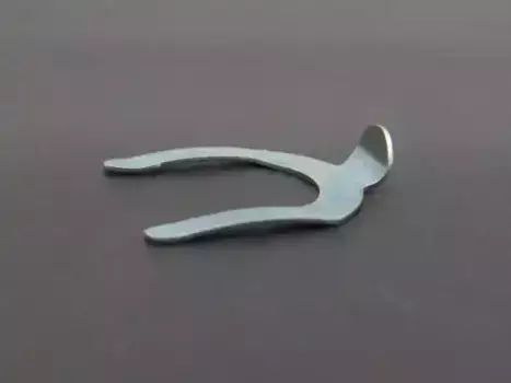 скоба! крепления личинки замка двери\ Lada 2105 21050610541600