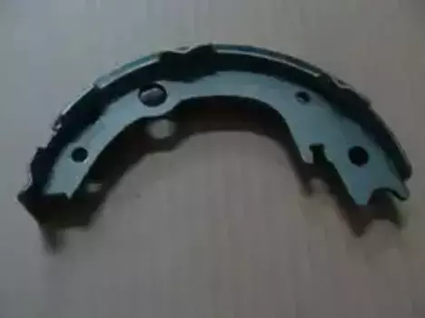 Тормозные колодки барабанные BYD 10136441-00