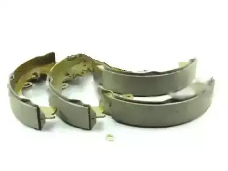 Тормозные колодки барабанные TOYOTA / LEXUS 04495-0K070