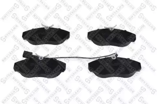 Тормозные колодки дисковые передняя ось STELLOX 497 011B-SX
