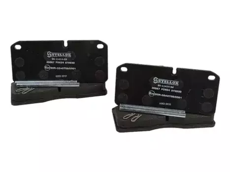 Тормозные колодки дисковые передняя ось STELLOX 85-11414-SX