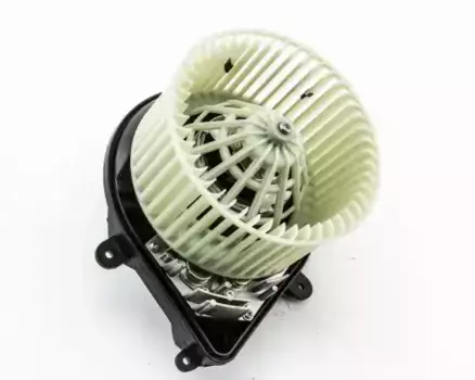 Вентилятор отопителя DOMINANT PE64041N3