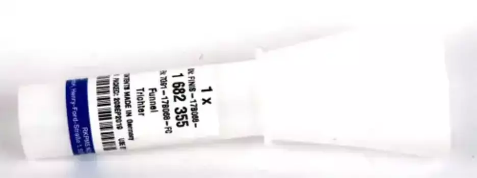 Воронка для топлива FORD 1682355 пластик неразборная