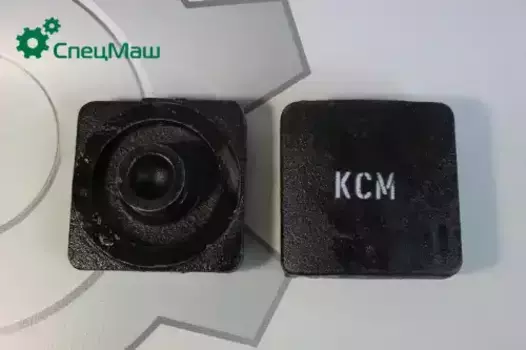 вкладыш кронштейна рессоры! подпятник\ МАЗ-54321/5516/6303/5440 504Н-2902449 СПЕЦМАШ