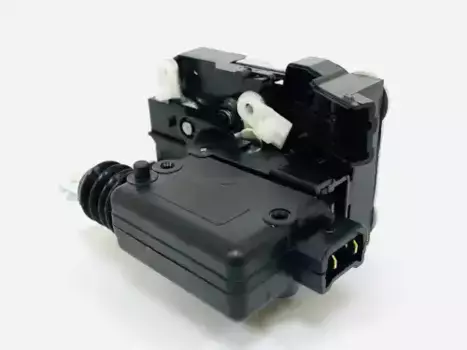 Замок двери передней левой U0528008L UKORAUTO