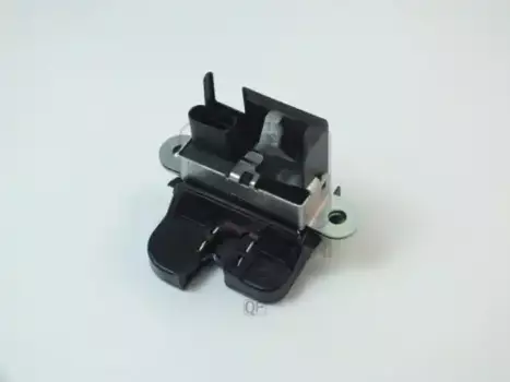 замок крышки багажника!\ VW Golf 03>/Passat 05>/Passat Alltrack 12>/Touran 03> QF22H00015 QUATTRO FRENI