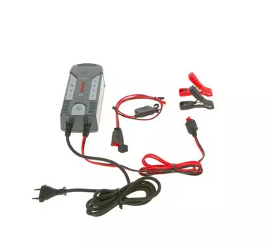зарядное устройство! Bosch C3 заряд 3.8A 4 режима, выход. напряжение 6/12V\